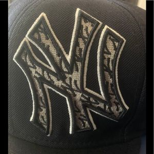 New Era MLB New York Yankees Fitted Hat